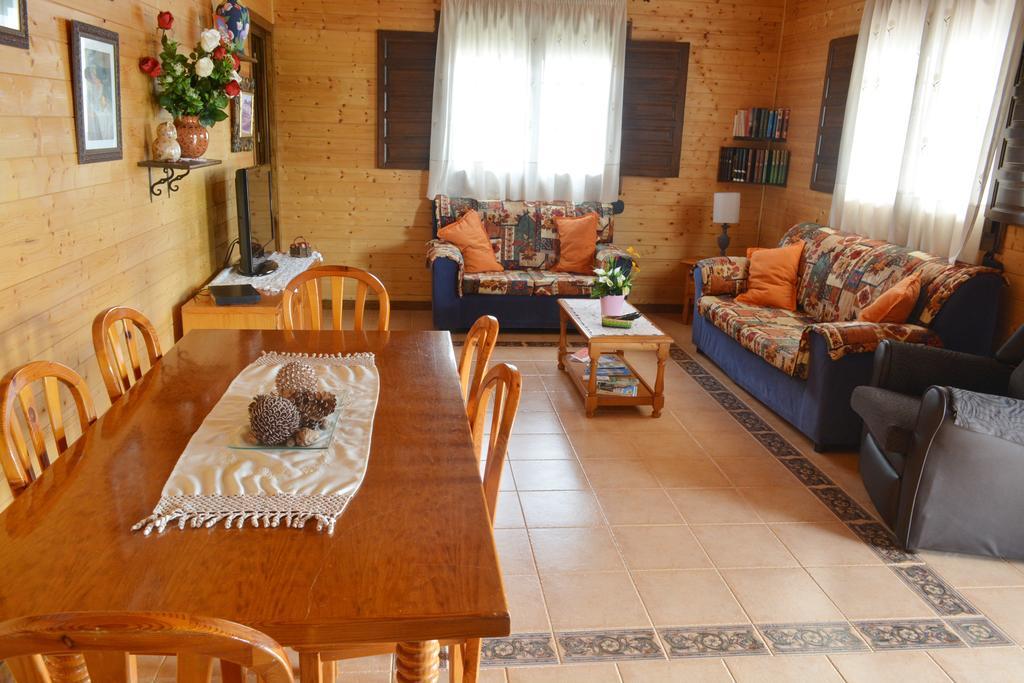 아르달레스 La Casita De Madera 빌라 외부 사진
