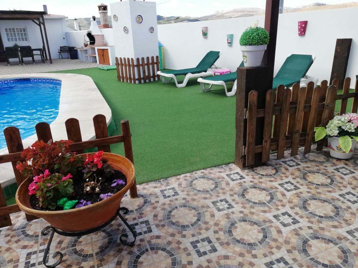아르달레스 La Casita De Madera 빌라 외부 사진