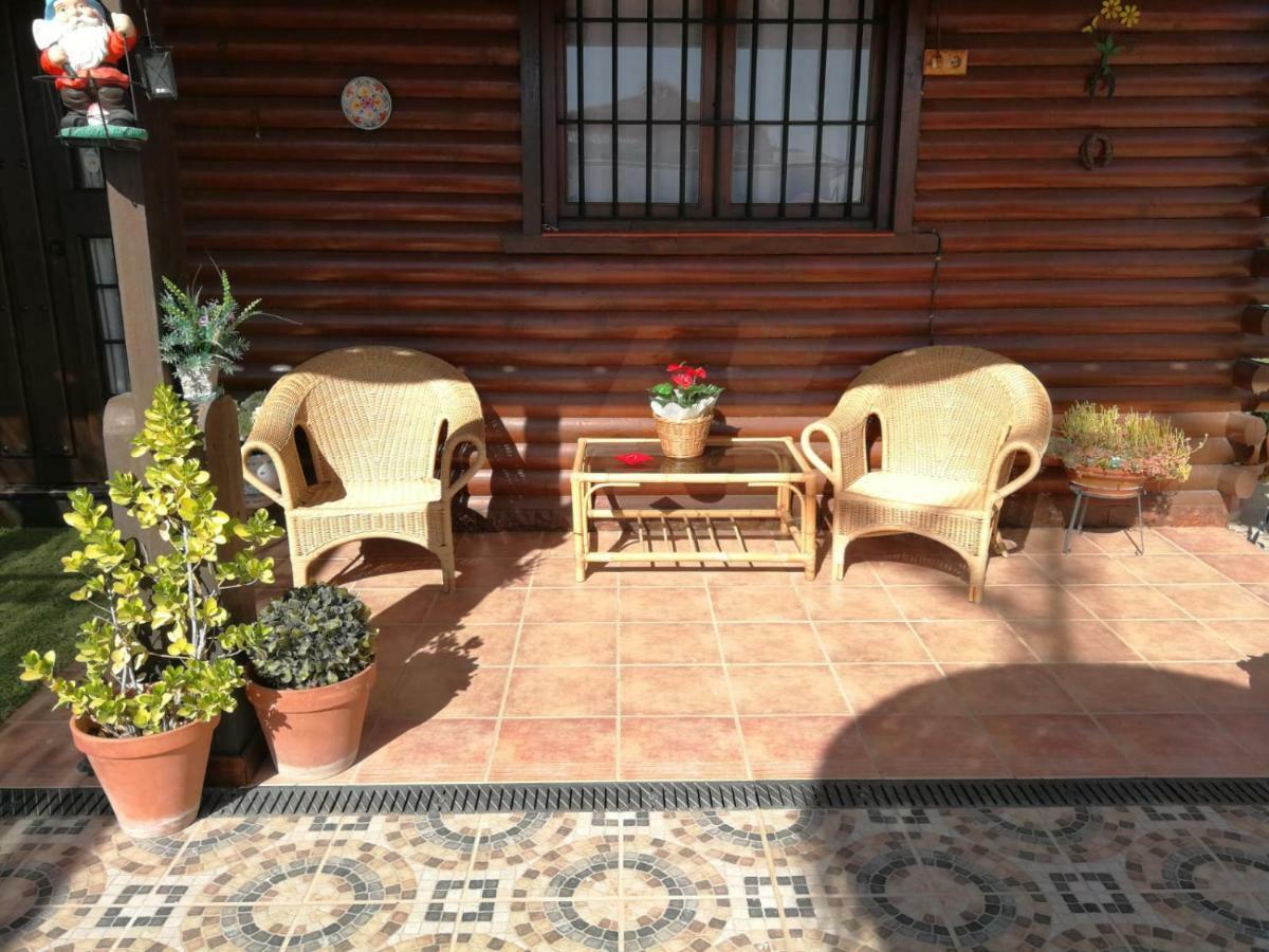 아르달레스 La Casita De Madera 빌라 외부 사진